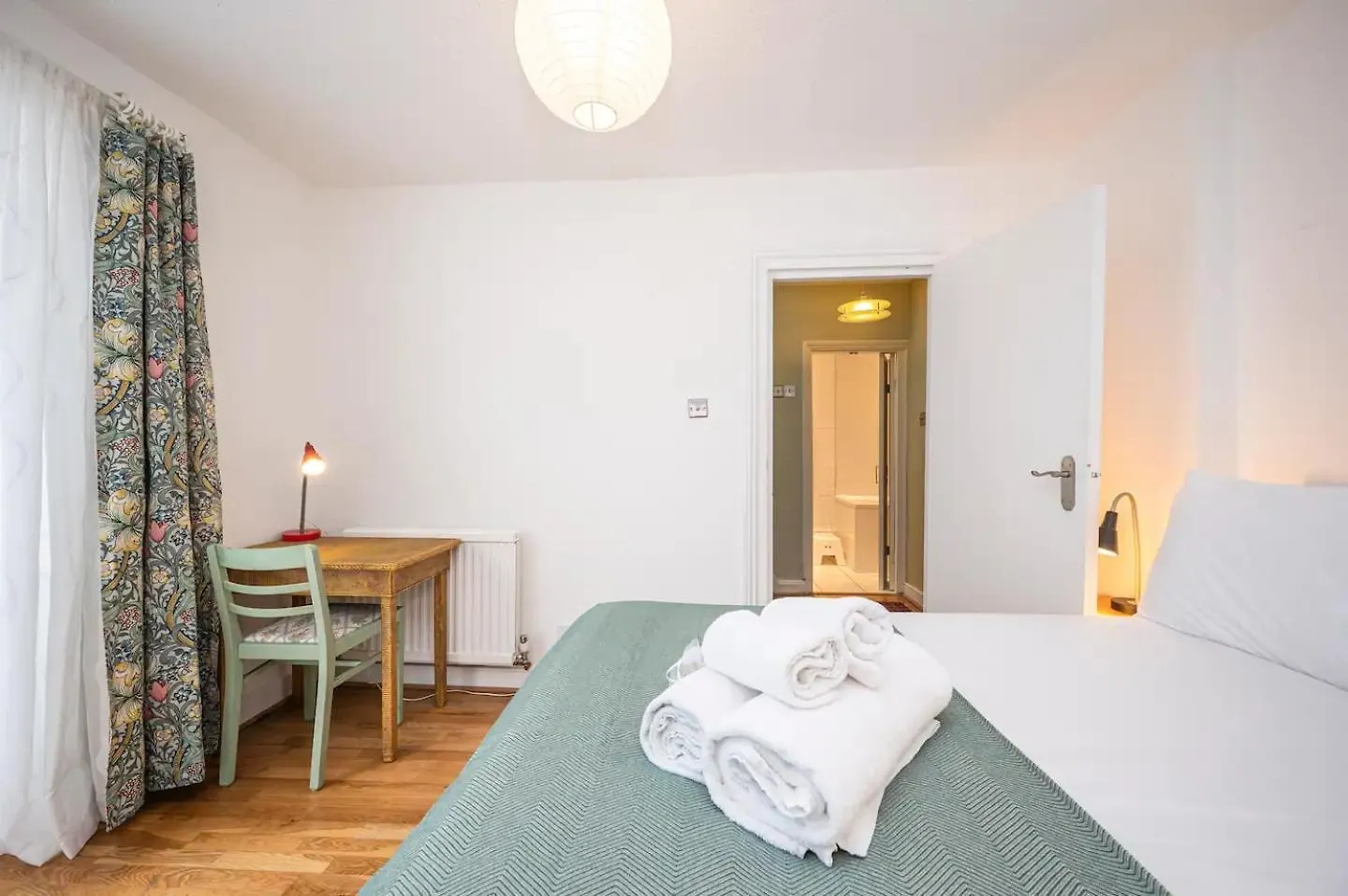 Spacious London Apartment 20Min To London Bridge Pass The Keys